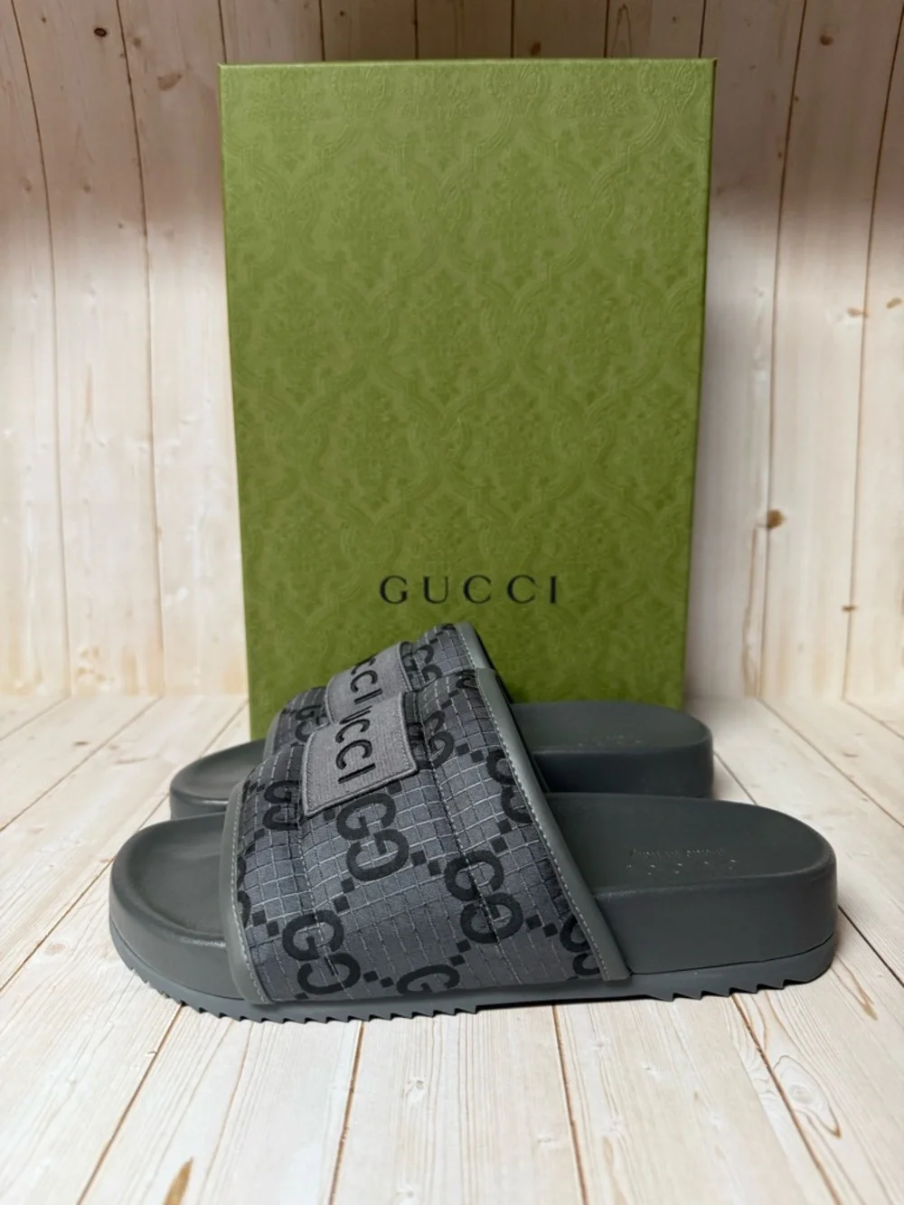 Gucci Ripstop GG Monogram Slide Sandals Grey/Black Sz 6G / 6.5US - Picture 4 of 11